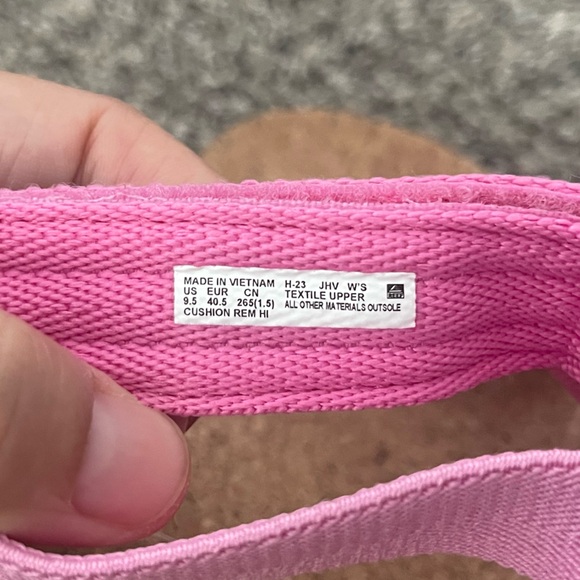 NEW Women’s Reef Cushion Rem HI Malibu Pink Sandals Size 9.5 - Picture 7 of 9